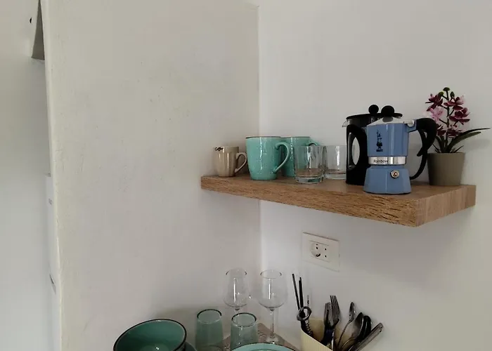 Diminutif Ll * Adamantas (Milos)