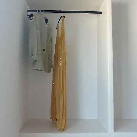 Diminutif Ll Apartment Adamantas (Milos)