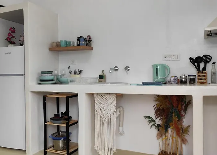 Diminutif Ll Apartamento Adamantas (Milos)